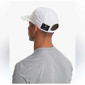 Vuori Minimalist Hat white NWOT tried on and adjusted